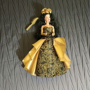 Mattel 1993 Moonlight Magic Barbie Gold and Black Dress